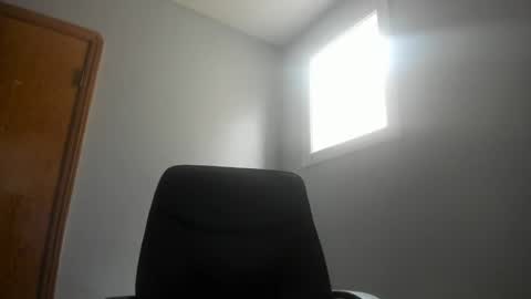 Snapshot of magicman176 chatting on 02.24.25 Magic176 online show from 02.24.25