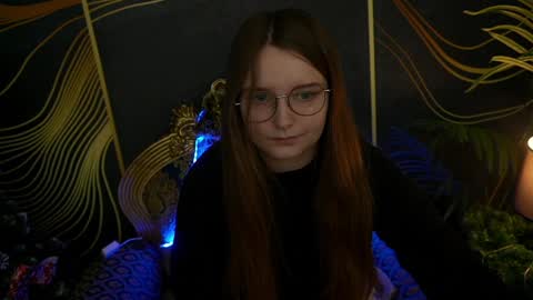 Snapshot of magicpeachhs chatting on 01.14.25 Emily online show from 01.14.25