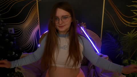 Snapshot of magicpeachhs chatting on 01.20.25 Emily online show from 01.20.25