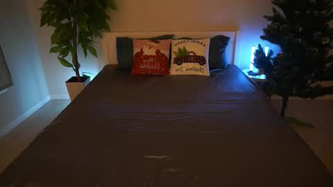 Emily online show from 12.19.25