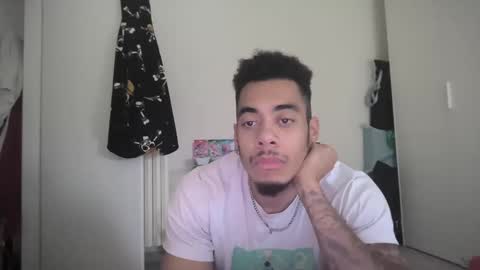 Snapshot of magicsempai chatting on 12.09.24 Magicsempai online show from 12.09.24