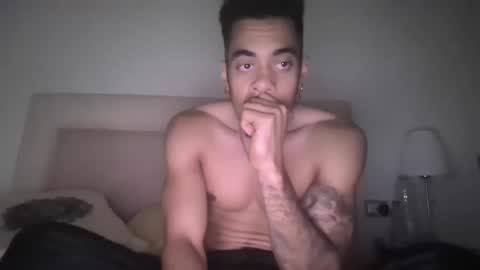 Snapshot of magicsempai chatting on 12.12.24 Magicsempai online show from 12.12.24