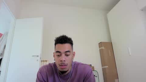 Snapshot of magicsempai chatting on 01.15.25 Magicsempai online show from 01.15.25