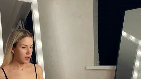 Sasha online show from 01.19.25