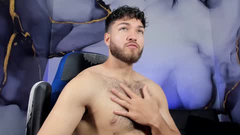 Snapshot of magnus_77 chatting on 01.09.25 PRINCE online show from 01.09.25