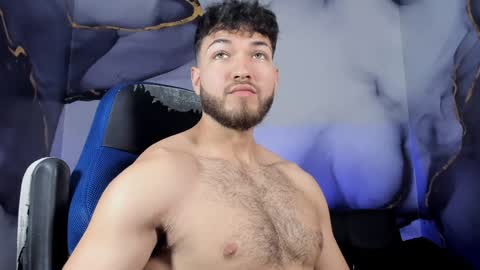 Snapshot of magnus_77 chatting on 01.28.25 PRINCE online show from 01.28.25