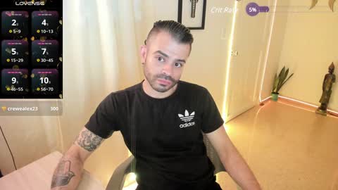Snapshot of magnus_king chatting on 12.11.24 online show from 12.11.24