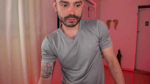 Snapshot of magnus_king chatting on 02.27.25 online show from 02.27.25