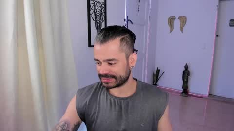 Snapshot of magnus_king chatting on 03.02.25 online show from 03.02.25