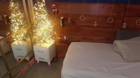Dani online show from 12.18.24