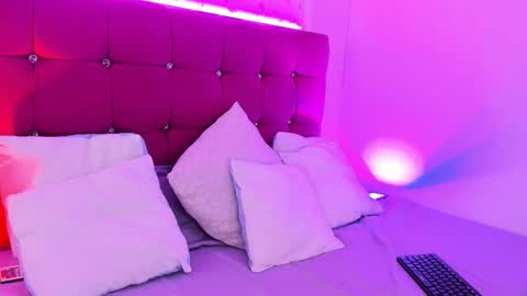 Snapshot of mai_higurashi chatting on 02.12.26 Mai online show from 02.12.26