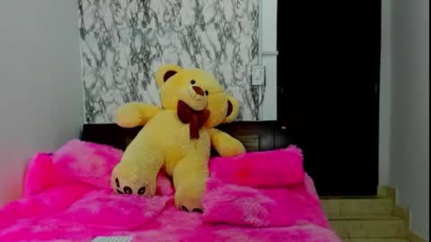 Maia Bronce online show from 02.23.26