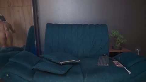 Snapshot of maia_stark_ chatting on 11.14.25 Maia Stark online show from 11.14.25