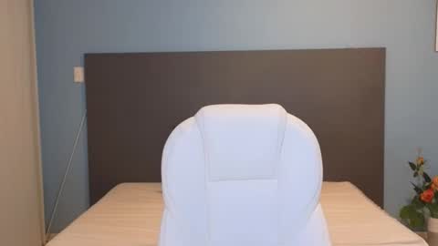 Maiaa Ruiz  online show from 12.16.24