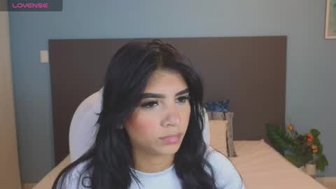 Maiaa Ruiz  online show from 02.10.25