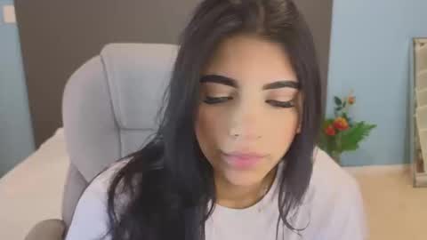 Maiaa Ruiz  online show from 09.09.25