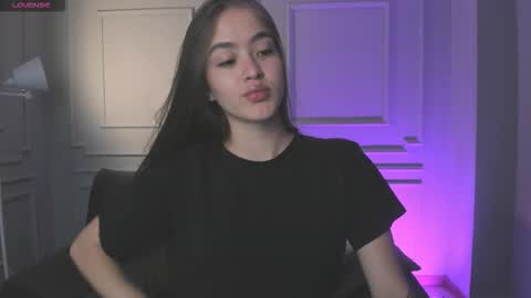  Maia  online show from 10.12.25