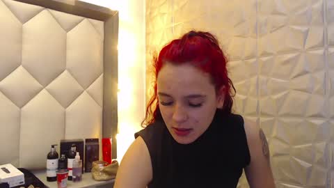 Snapshot of maiapark chatting on 01.24.25 Maia online show from 01.24.25