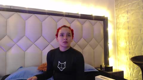 Snapshot of maiapark chatting on 02.07.25 Maia online show from 02.07.25