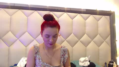 Snapshot of maiapark chatting on 02.08.25 Maia online show from 02.08.25