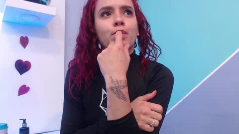 Snapshot of maiapark chatting on 02.22.25 Maia online show from 02.22.25