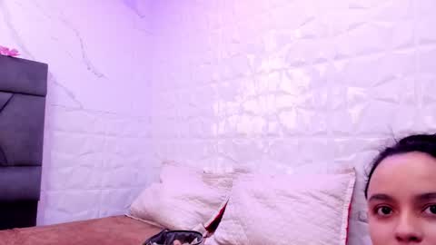 Snapshot of maiapark chatting on 10.22.25 Maia online show from 10.22.25