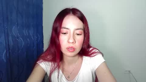 Snapshot of maiarosse_ chatting on 06.11.26 MaiaRosse online show from 06.11.26