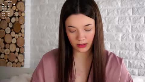 Snapshot of maidabuoy chatting on 09.23.25 Lucy online show from 09.23.25