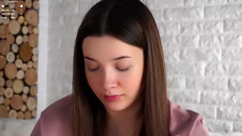 Snapshot of maidabuoy chatting on 10.03.25 Lucy online show from 10.03.25