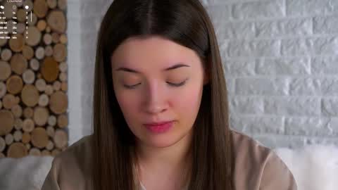 Snapshot of maidabuoy chatting on 10.31.25 Lucy online show from 10.31.25