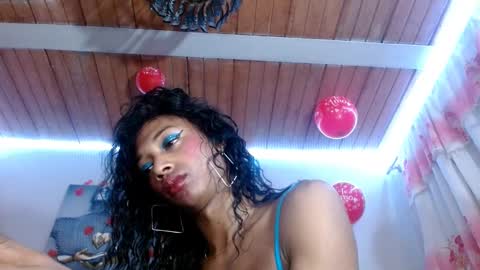 Bella Maidi online show from 02.18.25