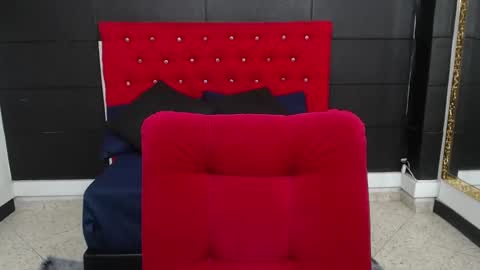 Snapshot of maidy19 chatting on 02.27.25 maidy19 online show from 02.27.25