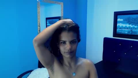 Snapshot of maidy19 chatting on 03.01.25 maidy19 online show from 03.01.25