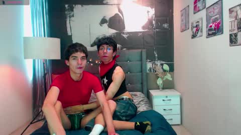 Snapshot of maik_x_dave chatting on 10.31.25 MAIK AND DAVE online show from 10.31.25