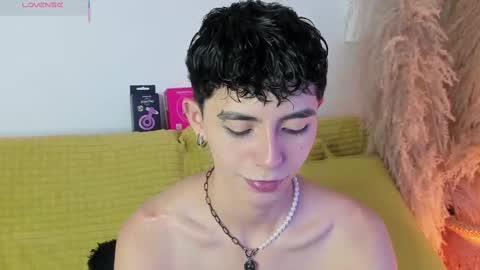 Maiky Cooper online show from 10.02.25