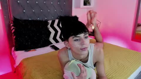 Maiky Cooper online show from 10.19.25