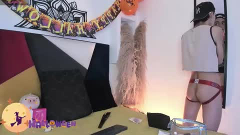 Maiky Cooper online show from 10.27.25