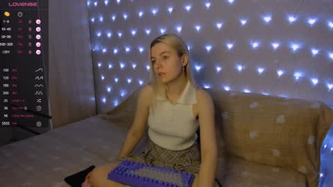 Your kitty online show from 12.25.24