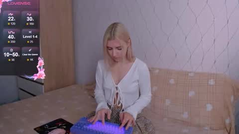 Your kitty online show from 10.16.25