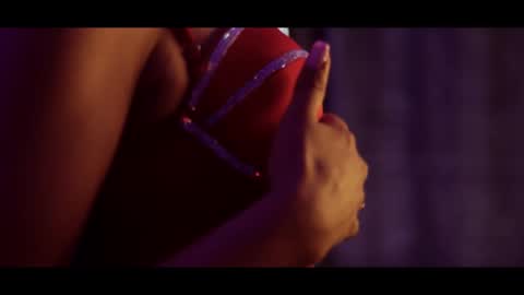 Carolina Barrantes Munera online show from 03.11.25