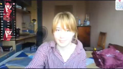 Snapshot of maisawin chatting on 07.08.26 Evie online show from 07.08.26