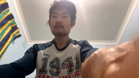 Snapshot of maishall chatting on 11.13.25 David Sae Hymn Cho online show from 11.13.25