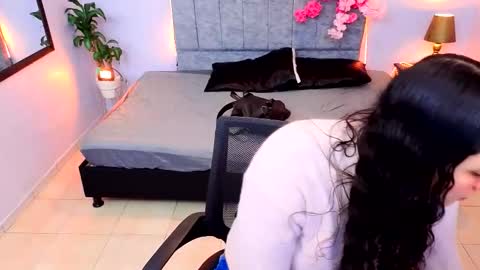 Snapshot of maite_stone1 chatting on 10.05.25 MAITE STONE1 online show from 10.05.25