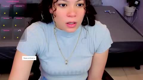 Snapshot of maite_stone1 chatting on 10.12.25 MAITE STONE1 online show from 10.12.25