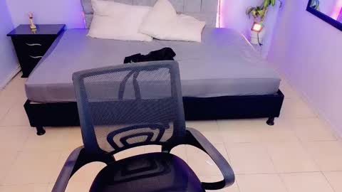 MAITE STONE1 online show from 11.21.25