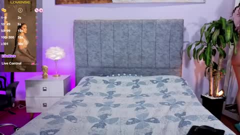 MAITE STONE1 online show from 04.10.26