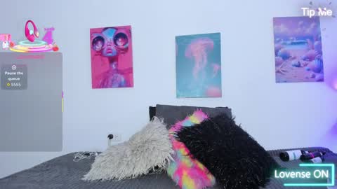 mai  online show from 10.07.25