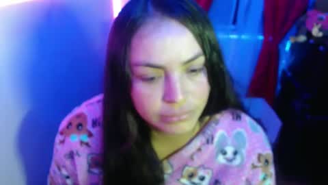 Snapshot of maitte_22 chatting on 01.25.25 Hello friends Im on another account    online show from 01.25.25