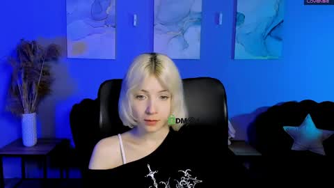 Snapshot of maja_beautiful chatting on 05.16.26 your dream online show from 05.16.26