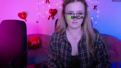 Snapshot of maja_beautiful chatting on 05.16.26 your dream online show from 05.16.26